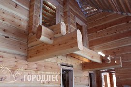 Выносы под внутренний балкон. Крупный лафет