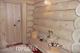 Парная в рубленной бане